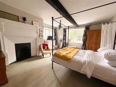 Kates bedroom.png